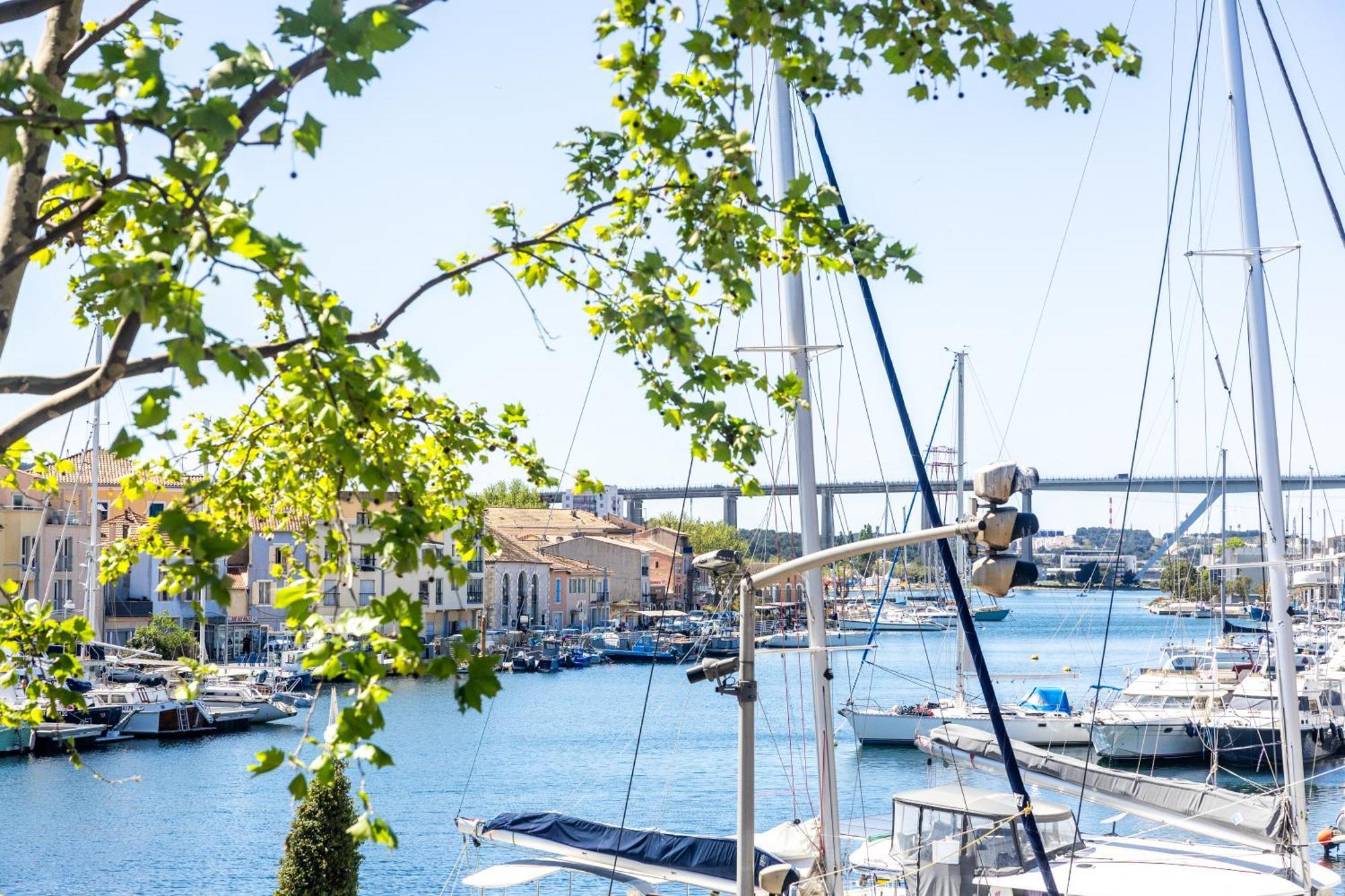 Appartement Loft Avec Vue Sur Les Voiliers à Martigues Extérieur photo