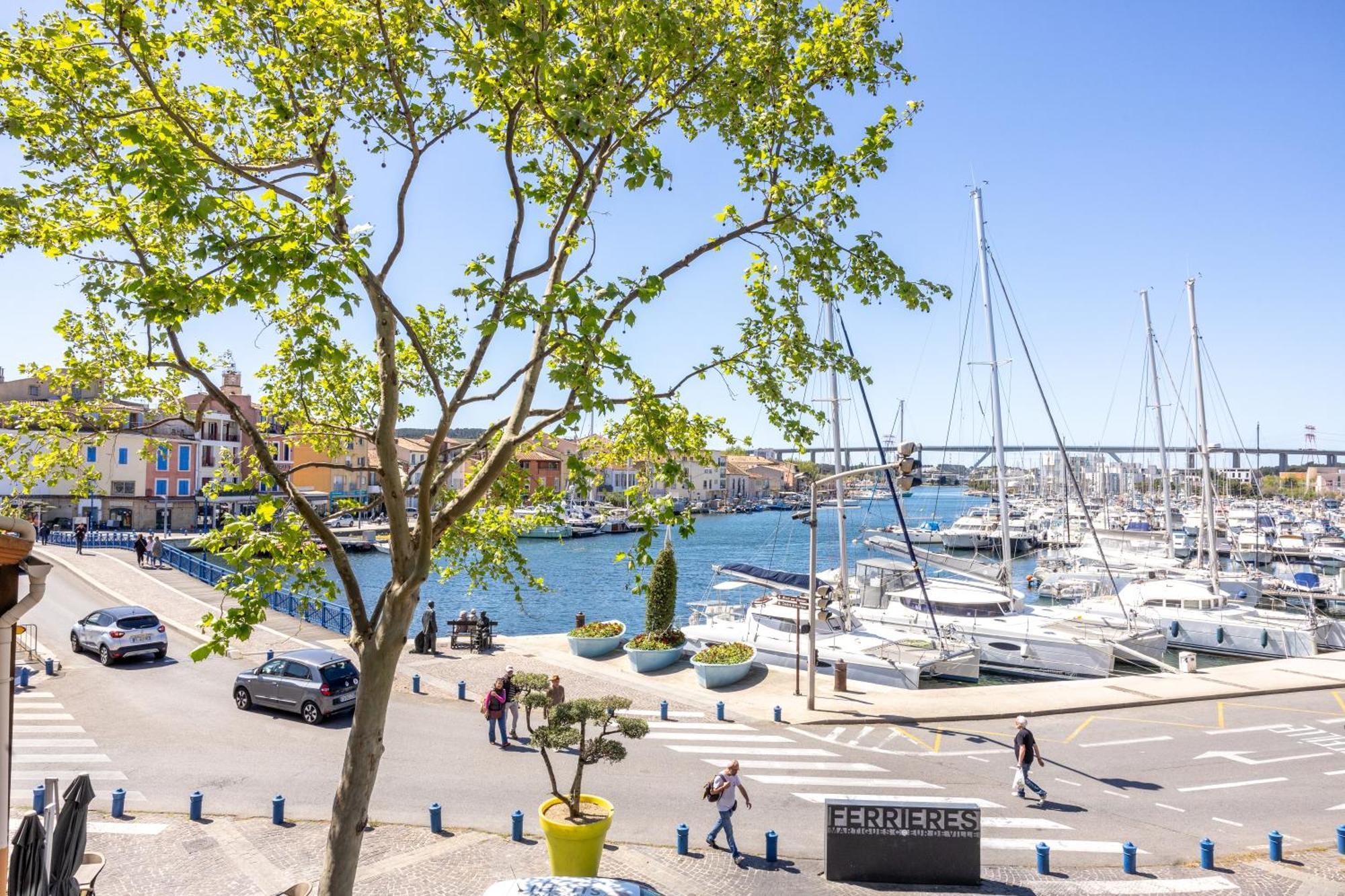 Appartement Loft Avec Vue Sur Les Voiliers à Martigues Extérieur photo